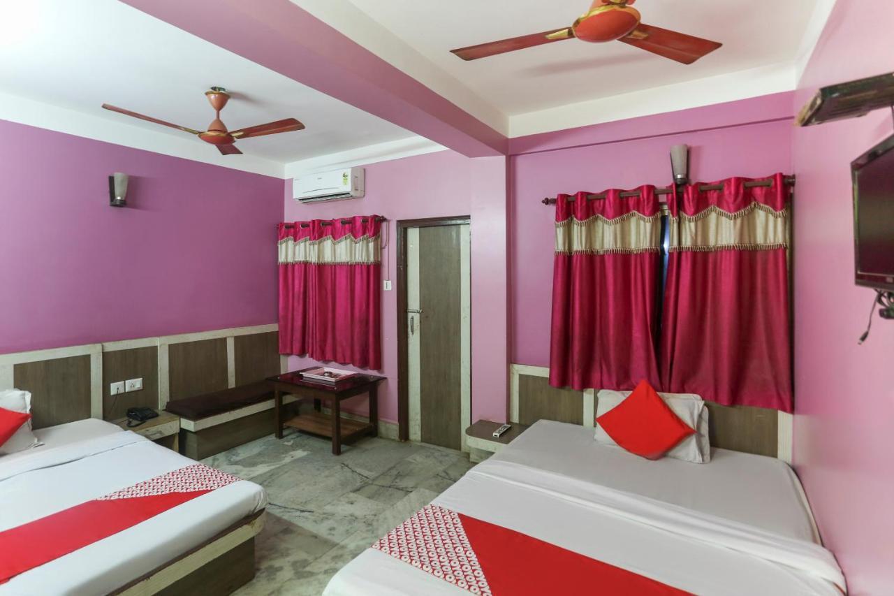 Oyo 60609 Hotel Tanushree Rampurhat Exterior foto