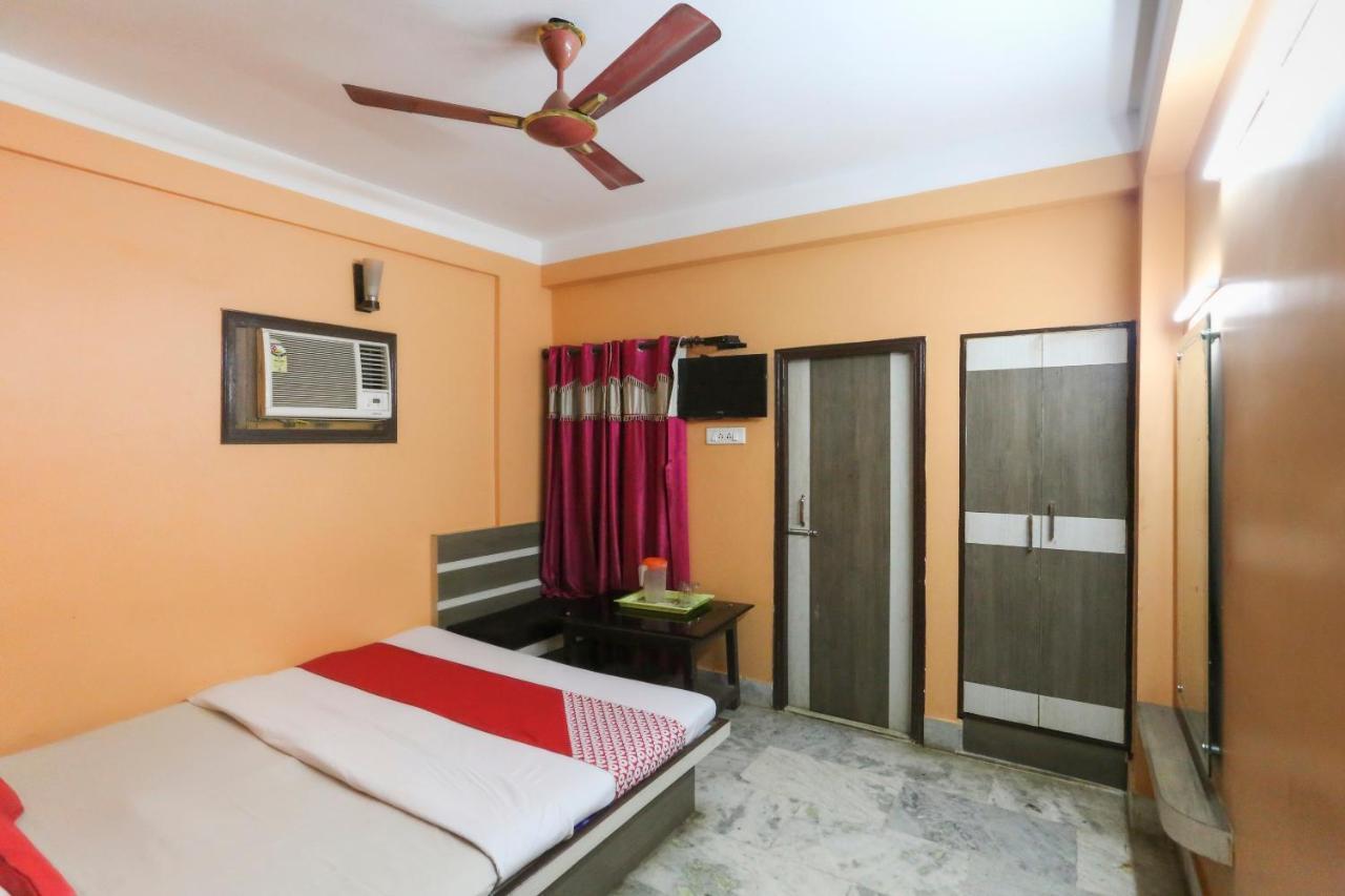 Oyo 60609 Hotel Tanushree Rampurhat Exterior foto